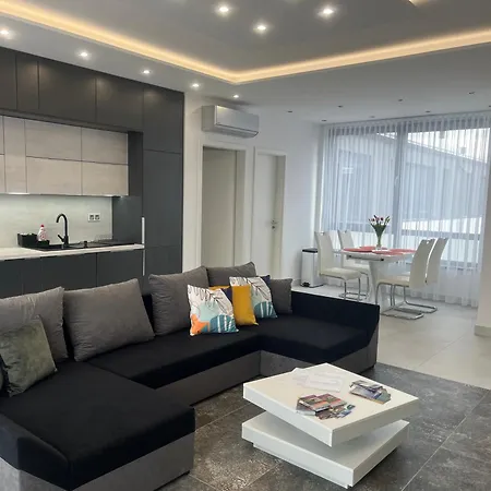 Exkluziv Panoramas Lakas شقة