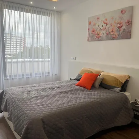 Exkluziv Panoramas Lakas شقة