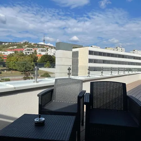 Exkluzív Panorámás Appartamento Pécs