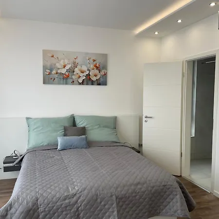 شقة Exkluziv Panoramas Lakas